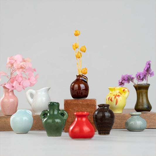 4PCS Handmade Refrigerator Magnets - Cute Mini Ceramic Vase Fridge Magnets with Artificial Flowers